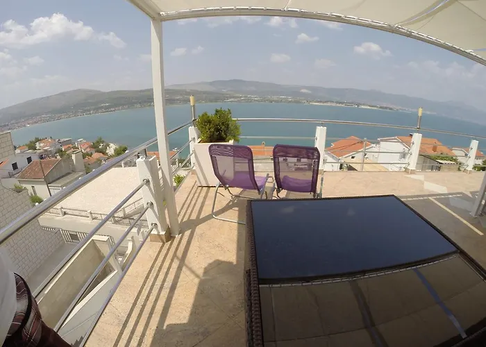 Palace View דירה *