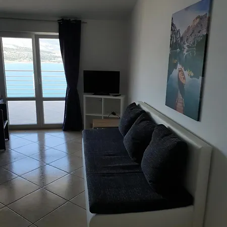 Palace View شقة تروغير